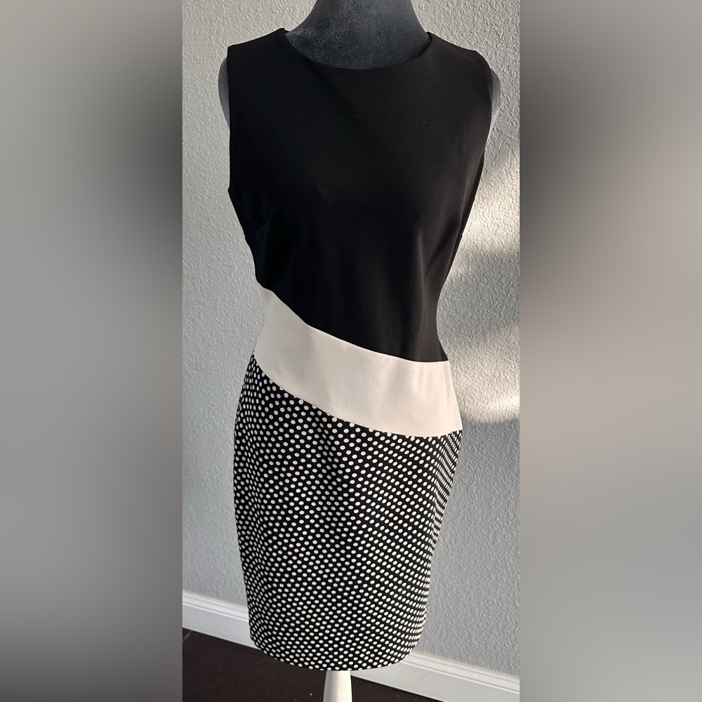 Tommy Hilfiger Black and White Sleeveless Dress with Polka DotsSize 4